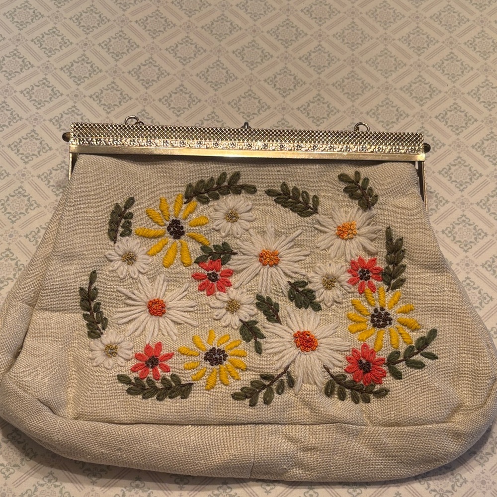 Embroidered Floral Beige Clutch
